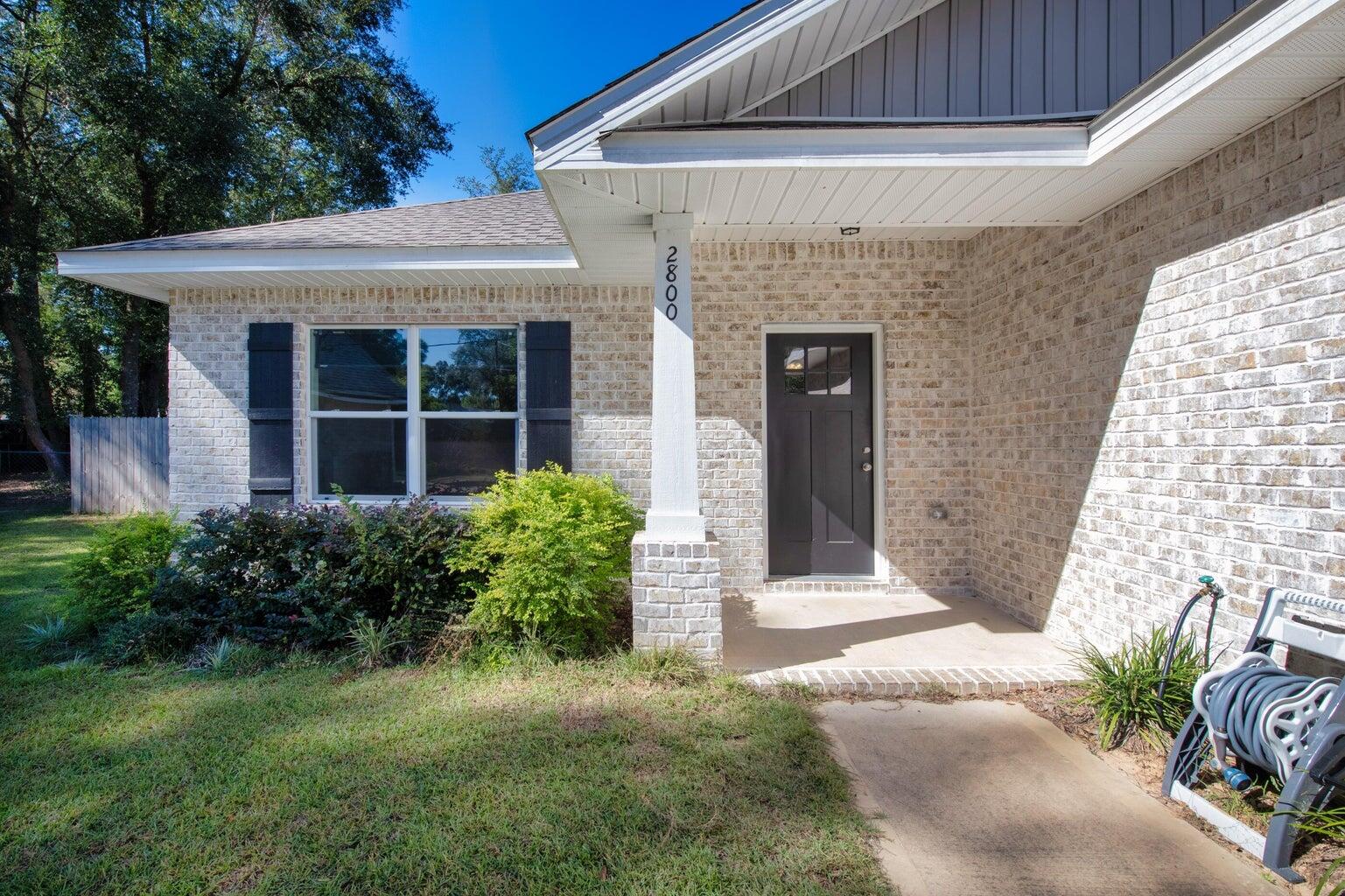 PINNACLE POINT - Residential Lease