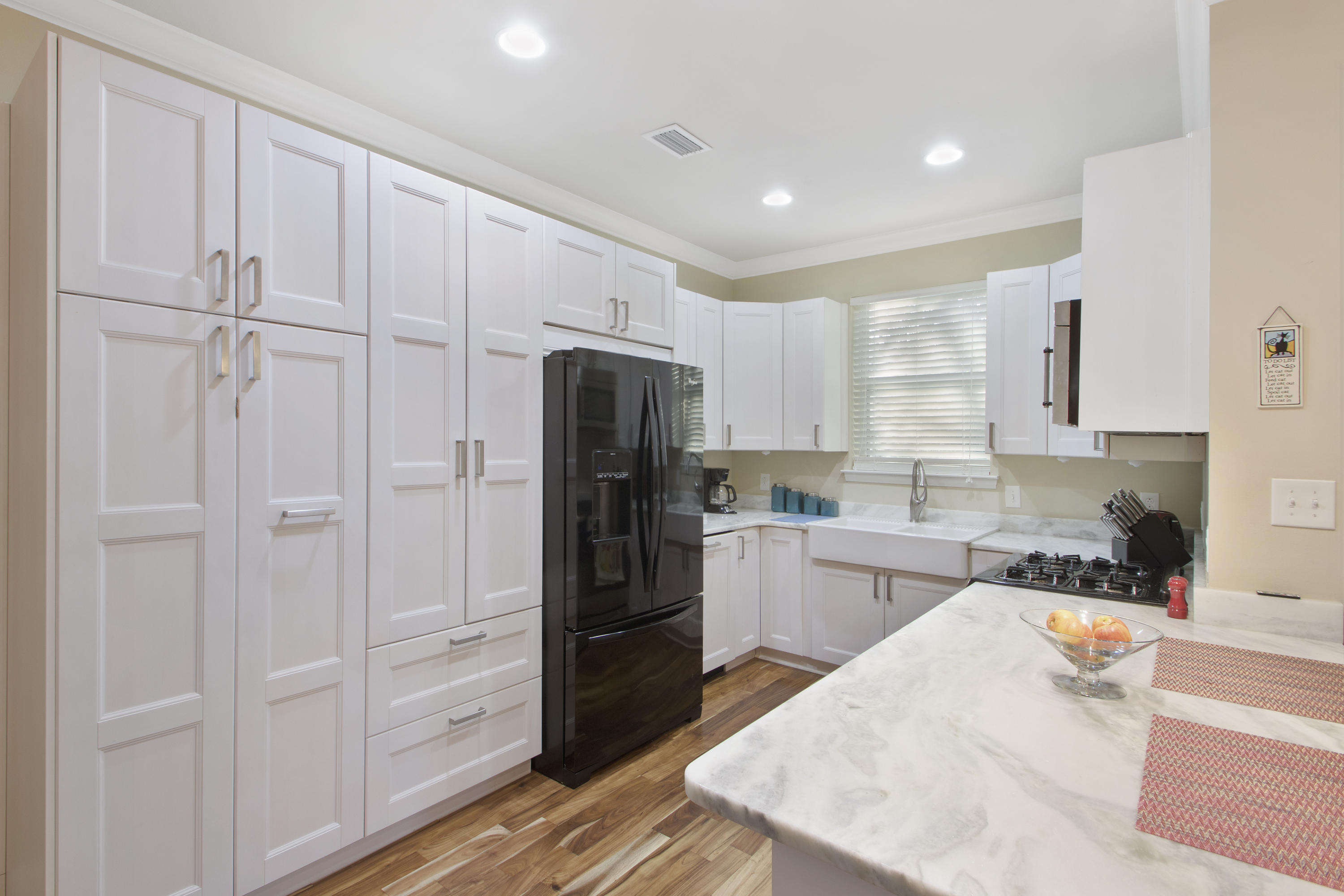 TOWER ACRES - Residential Lease