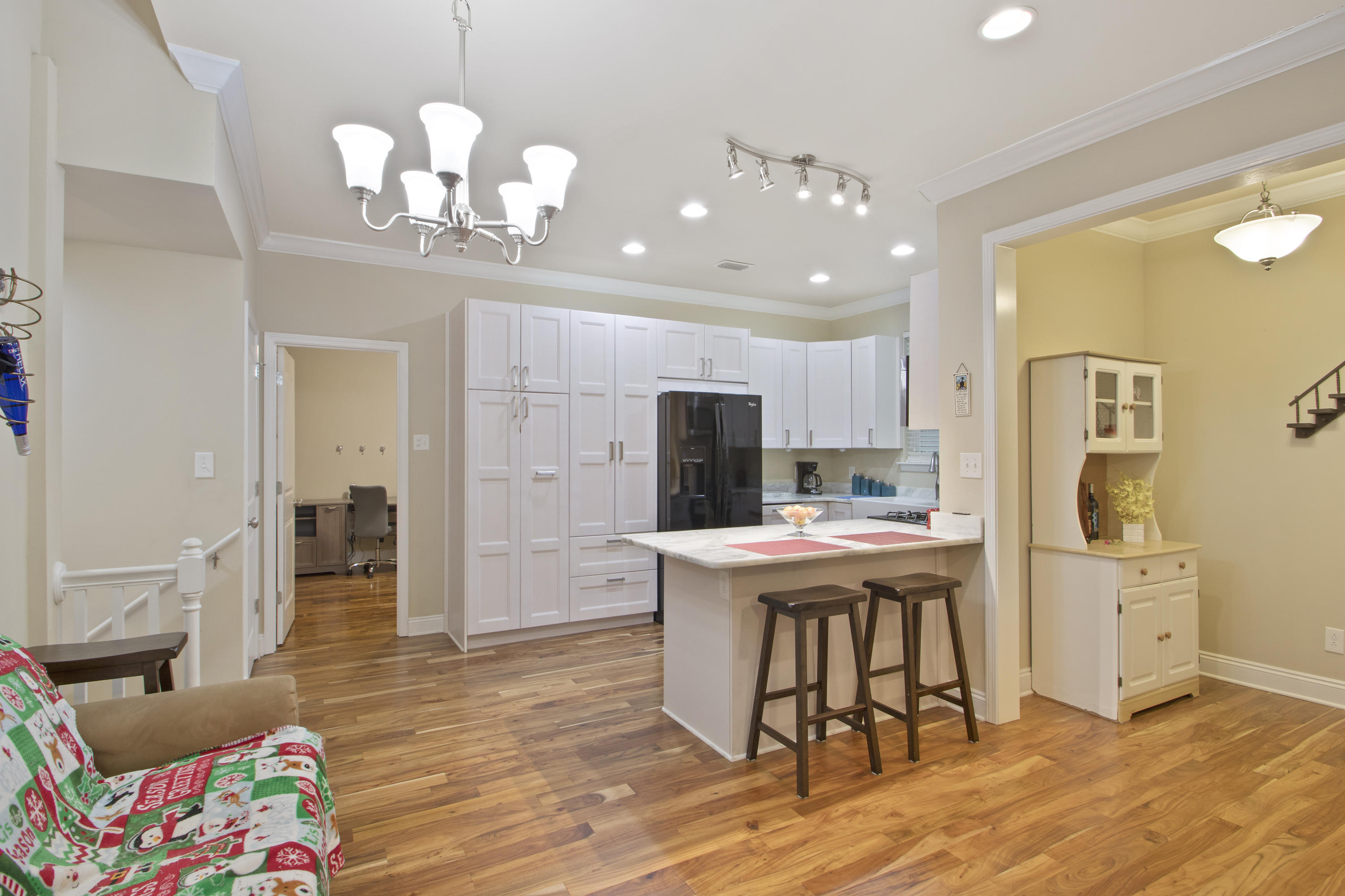 TOWER ACRES - Residential Lease