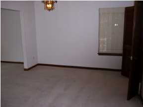 ROYAL OAK VILLAGE 2A - Residential Lease