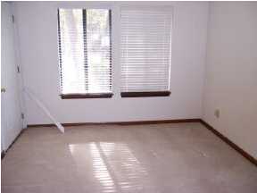 ROYAL OAK VILLAGE 2A - Residential Lease