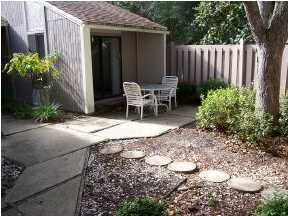 ROYAL OAK VILLAGE 2A - Residential Lease