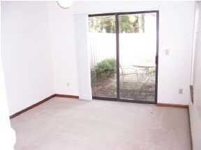 ROYAL OAK VILLAGE 2A - Residential Lease
