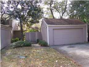 ROYAL OAK VILLAGE 2A - Residential Lease