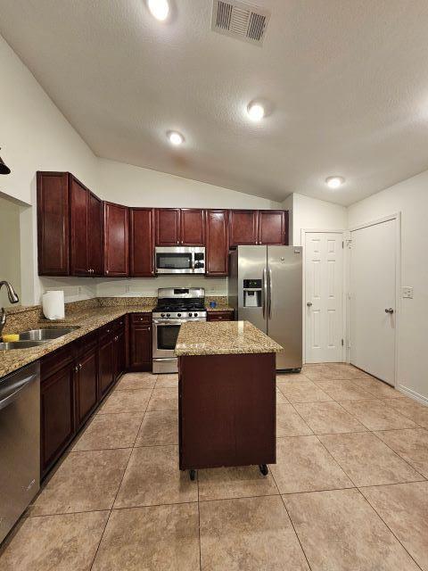 WYNNEHAVEN BCH PATIO HOMES 2ND ADD LOT 10 BLK E - Residential Lease