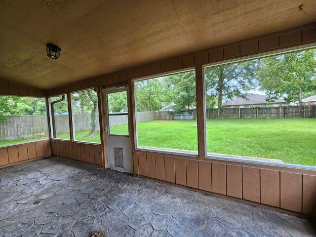 WYNNEHAVEN BCH PATIO HOMES 2ND ADD LOT 10 BLK E - Residential Lease