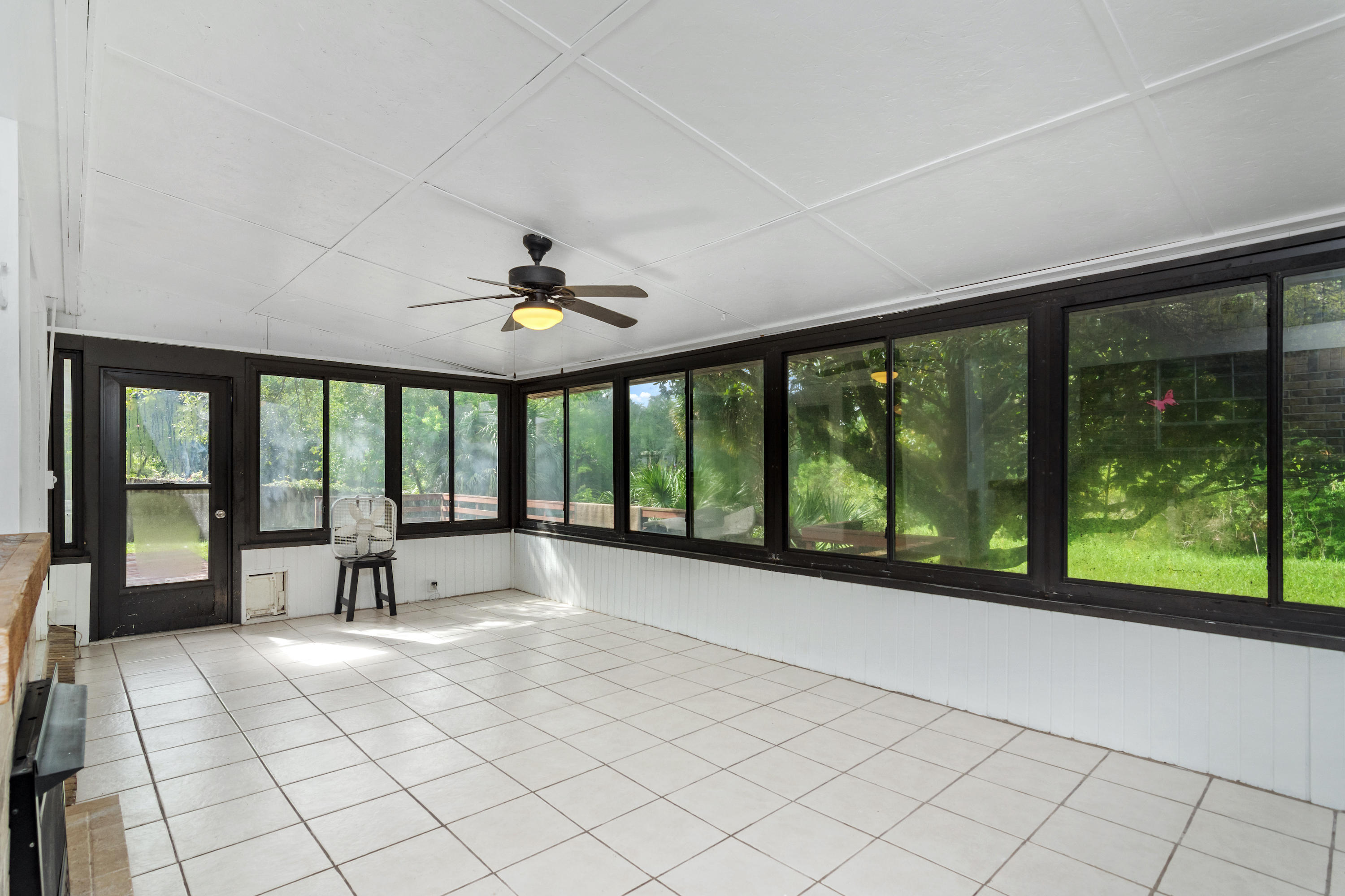 PALM ESTATES UNIT 2 - Residential