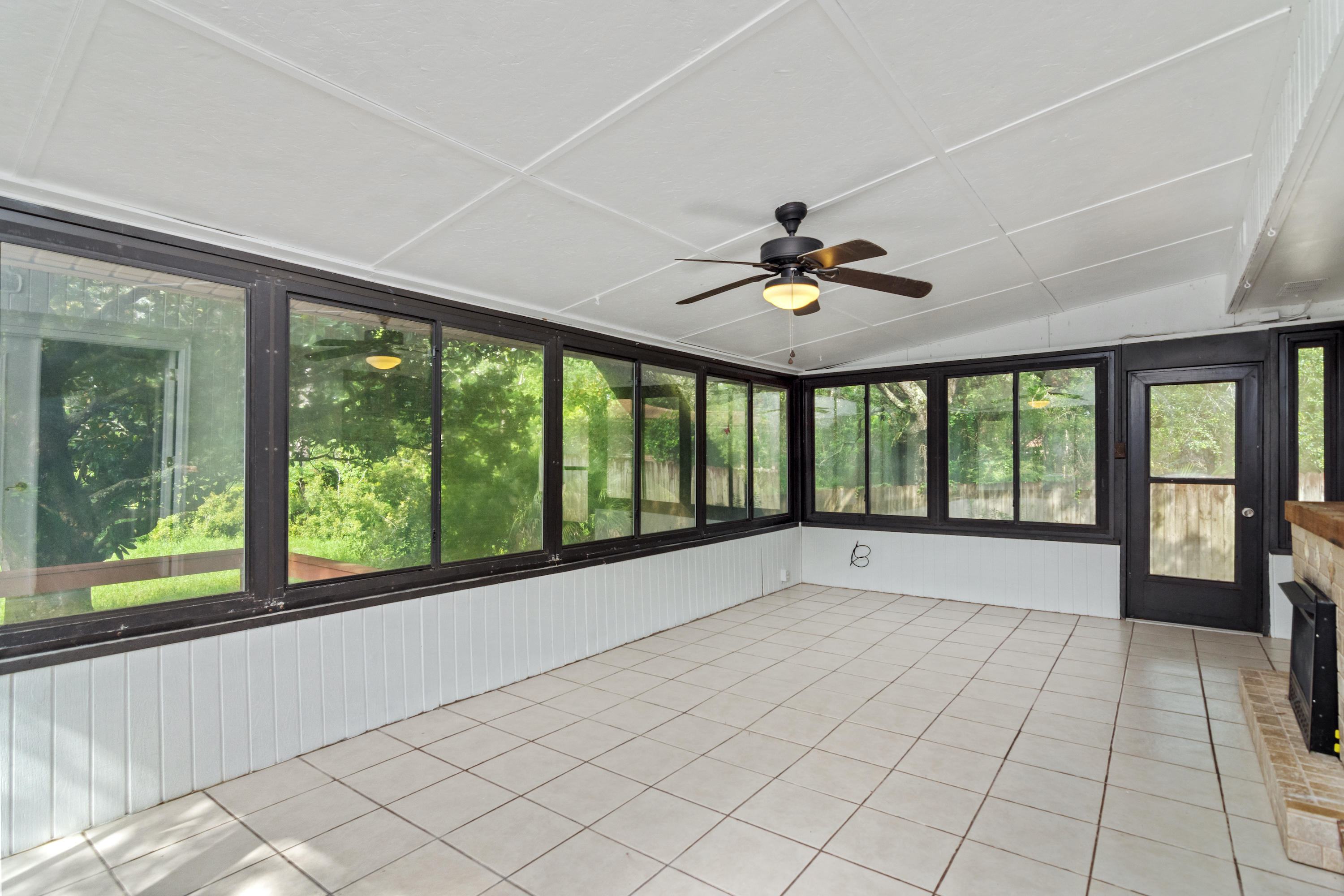 PALM ESTATES UNIT 2 - Residential