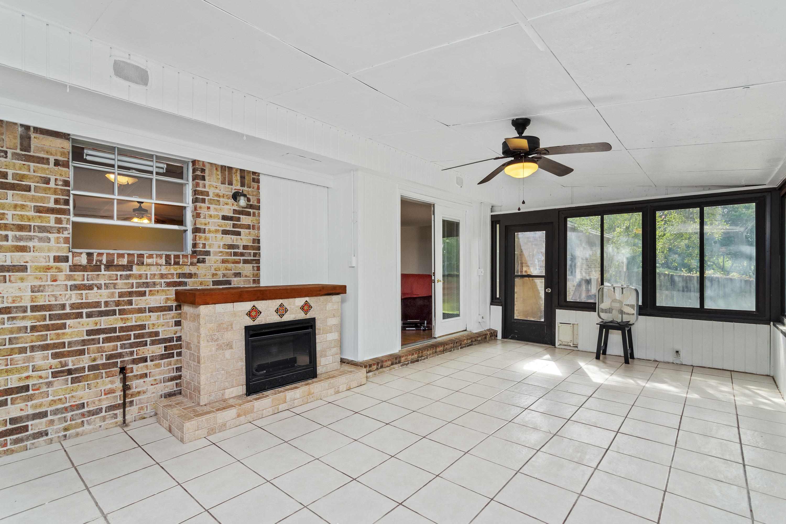 PALM ESTATES UNIT 2 - Residential