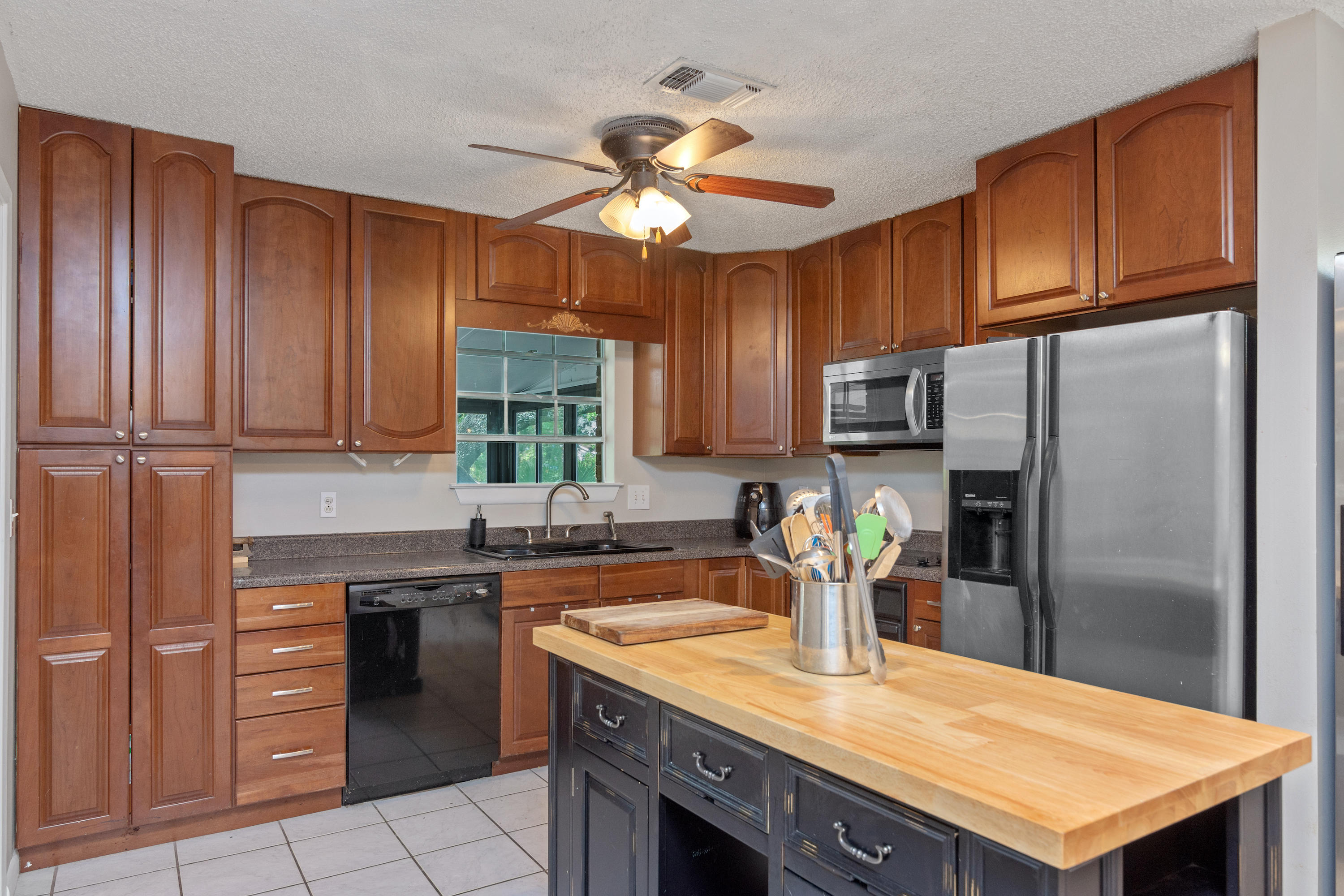 PALM ESTATES UNIT 2 - Residential
