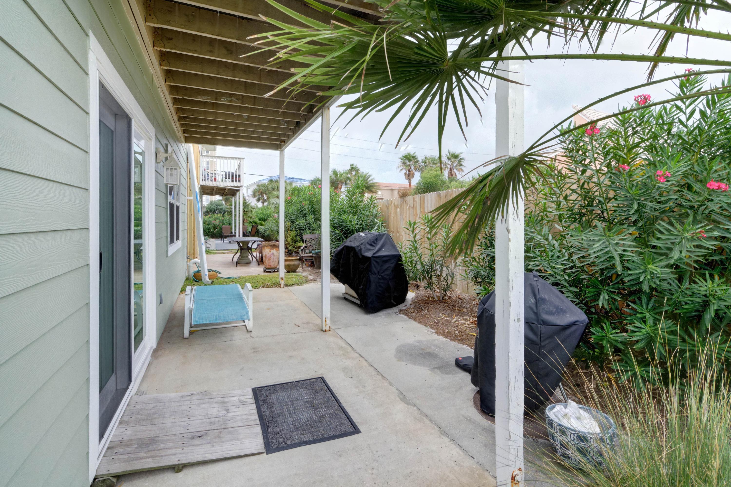 DESTIN SANDS CONDO - Residential