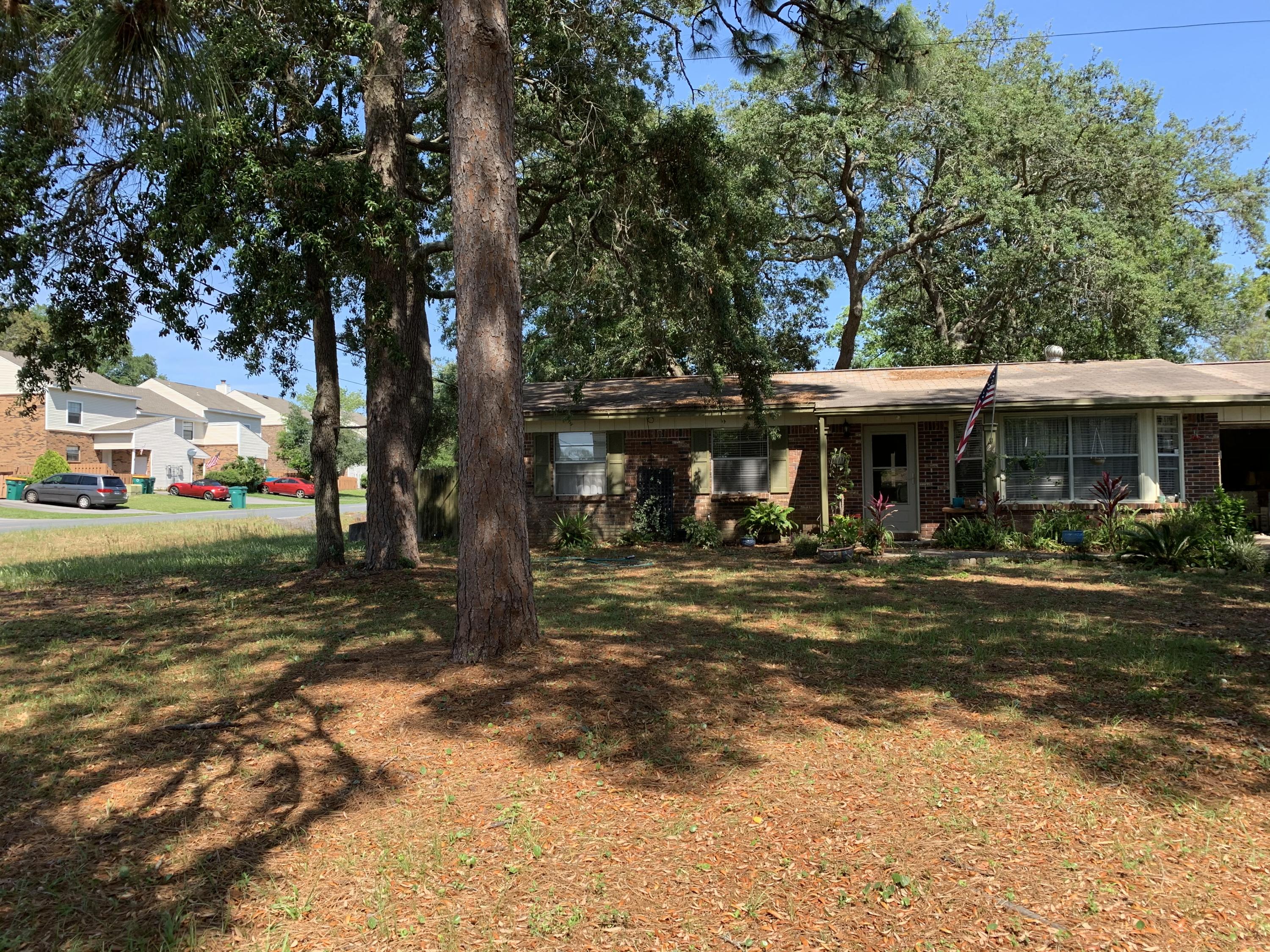 PORT DIXIE - Residential Lease