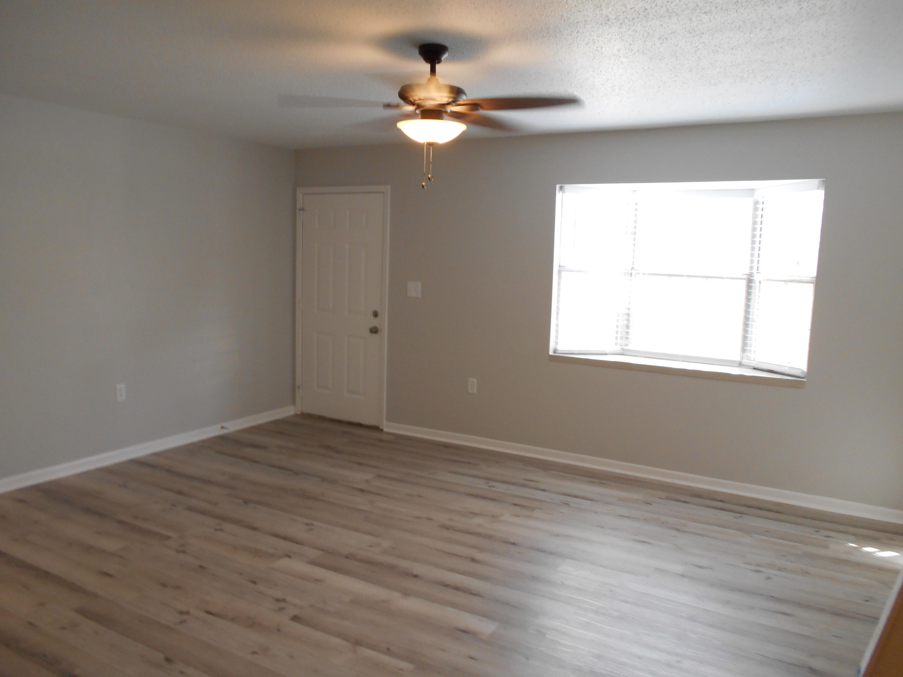 PINE MEADOWS - Residential Lease