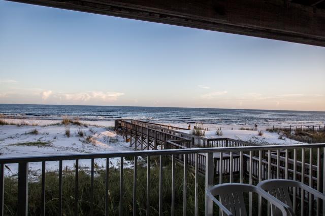 COMMODORE'S RETREAT LIMITED CONDO - Residential
