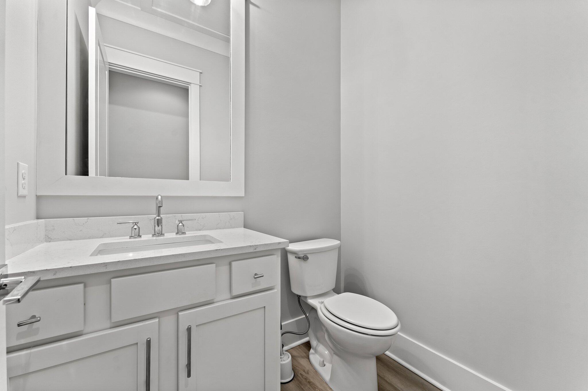 GRAYTON BAYOU - Residential Lease