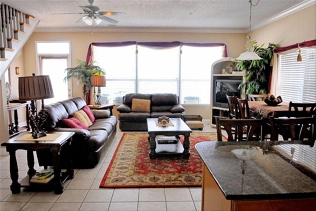 BLUE DOLPHIN CONDO - Residential