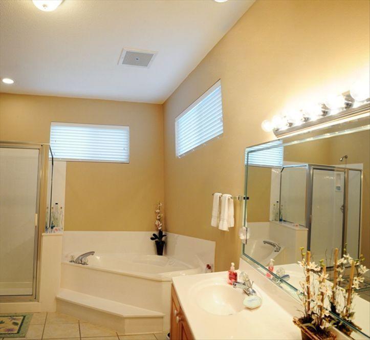 BLUE DOLPHIN CONDO - Residential