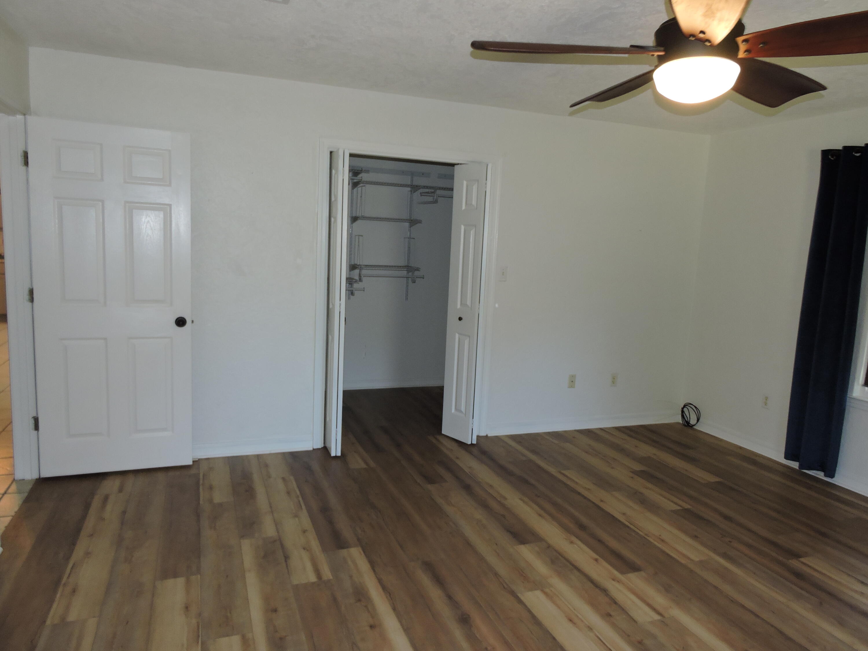 METES & BOUNDS - Residential Lease