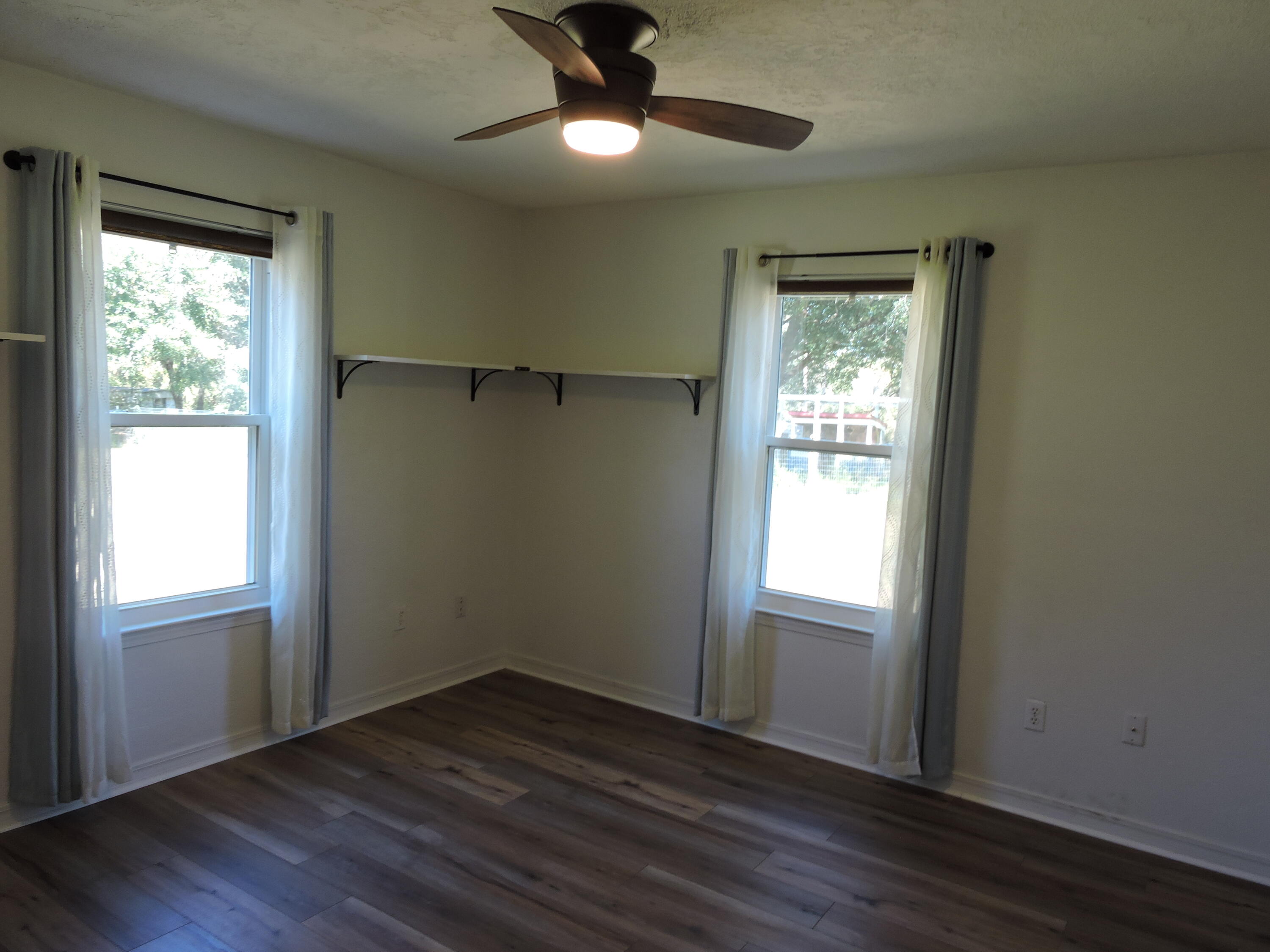 METES & BOUNDS - Residential Lease