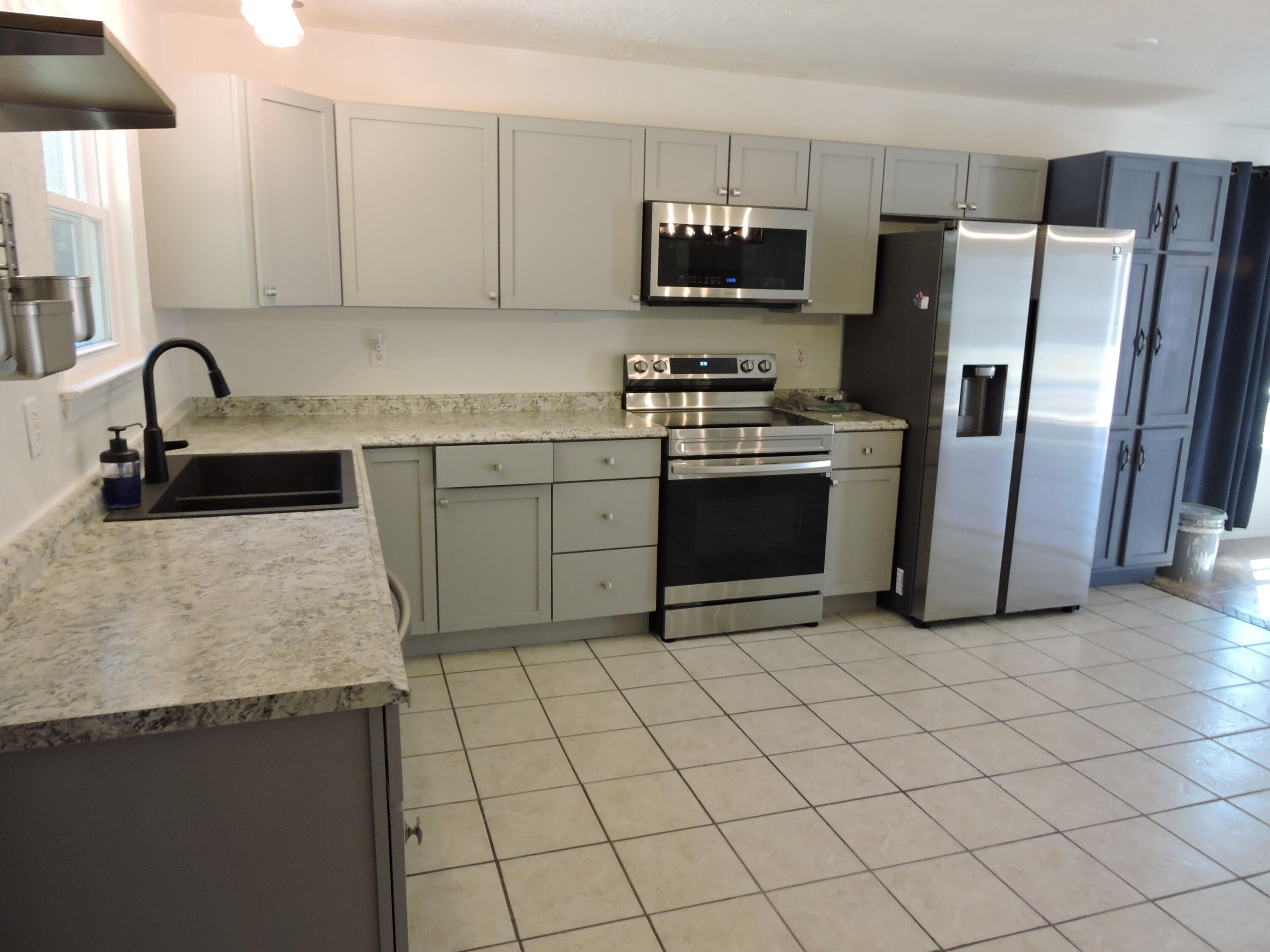 METES & BOUNDS - Residential Lease