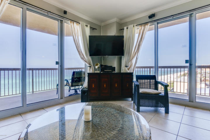 SUNRISE BEACH - Residential