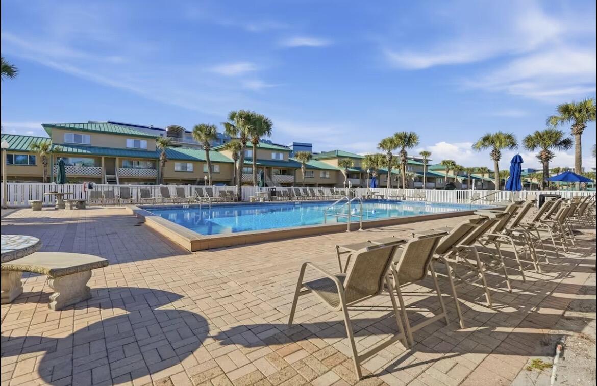 SEASPRAY CONDO - Residential