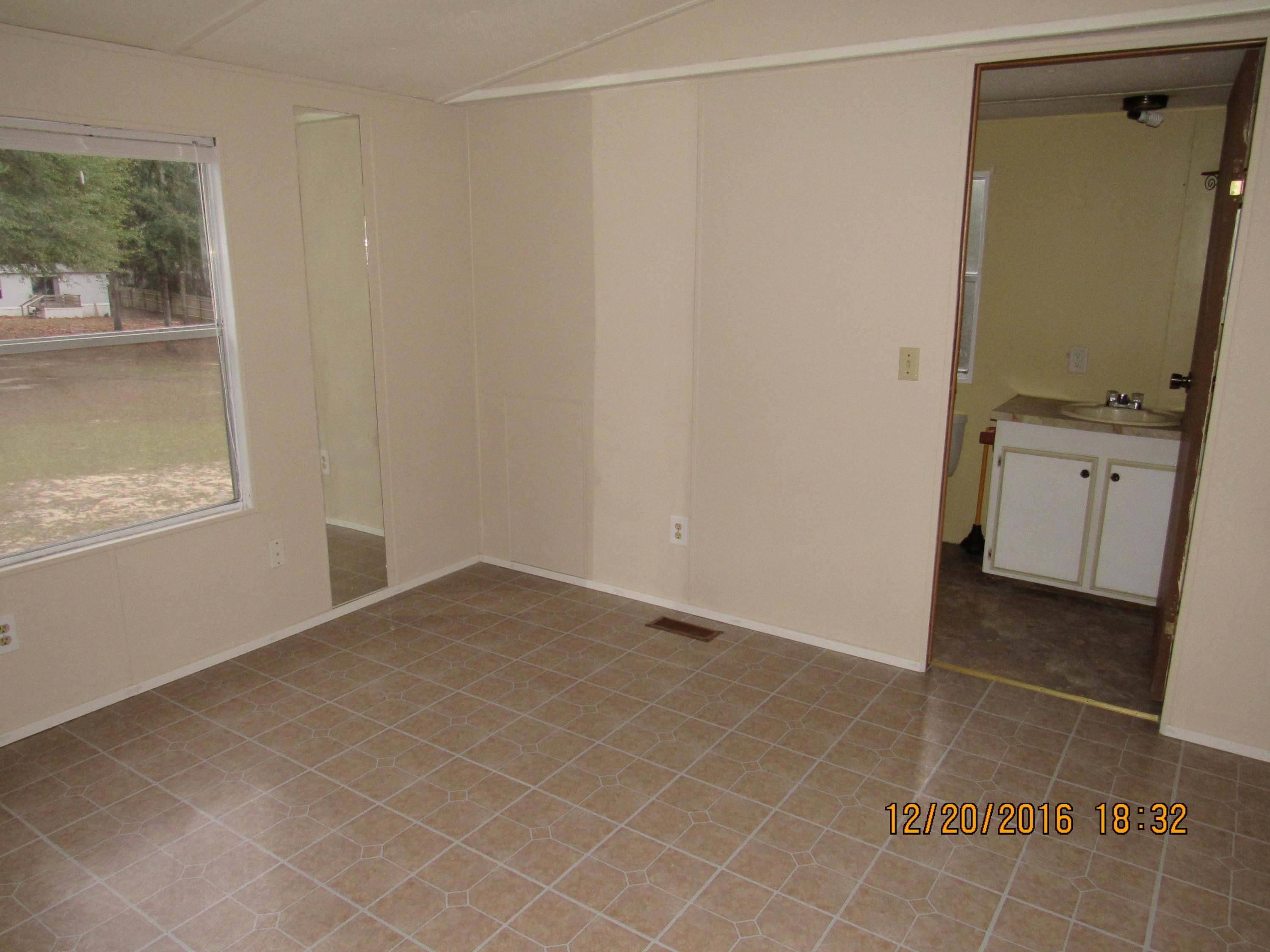 JUNIPER HILLS S/D - Residential Lease