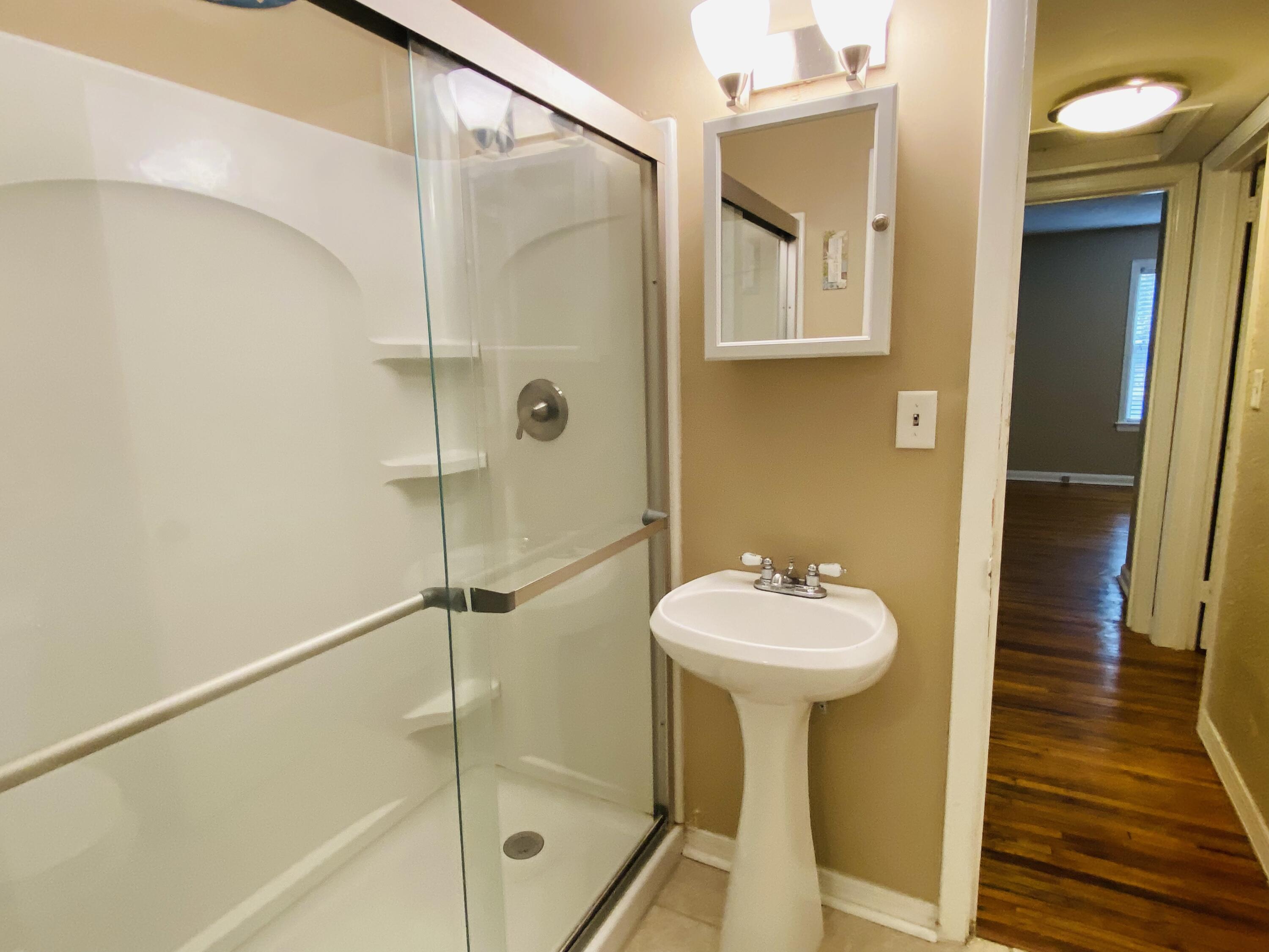 PARK PLACE 2ND ADDN - Residential Lease