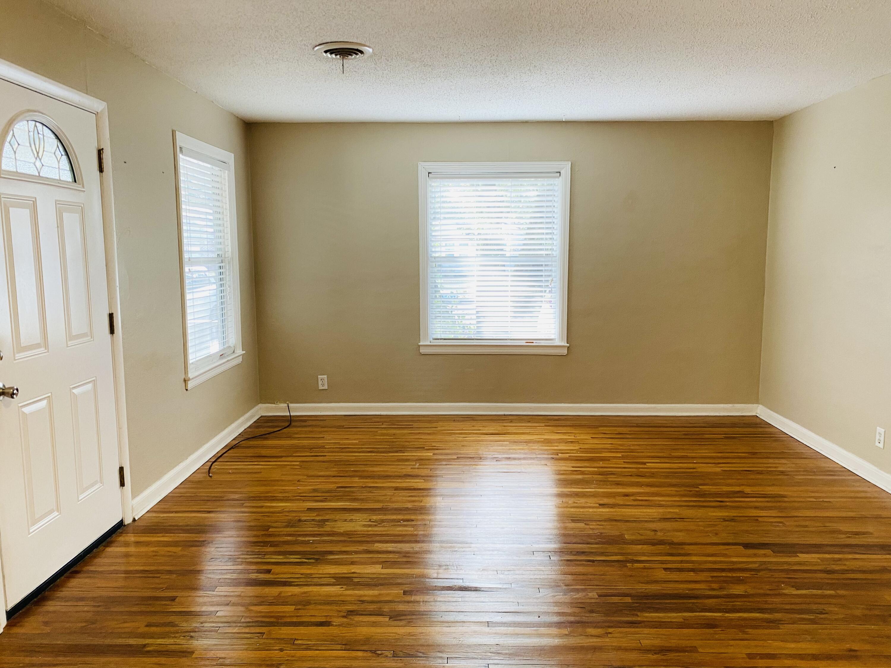 PARK PLACE 2ND ADDN - Residential Lease
