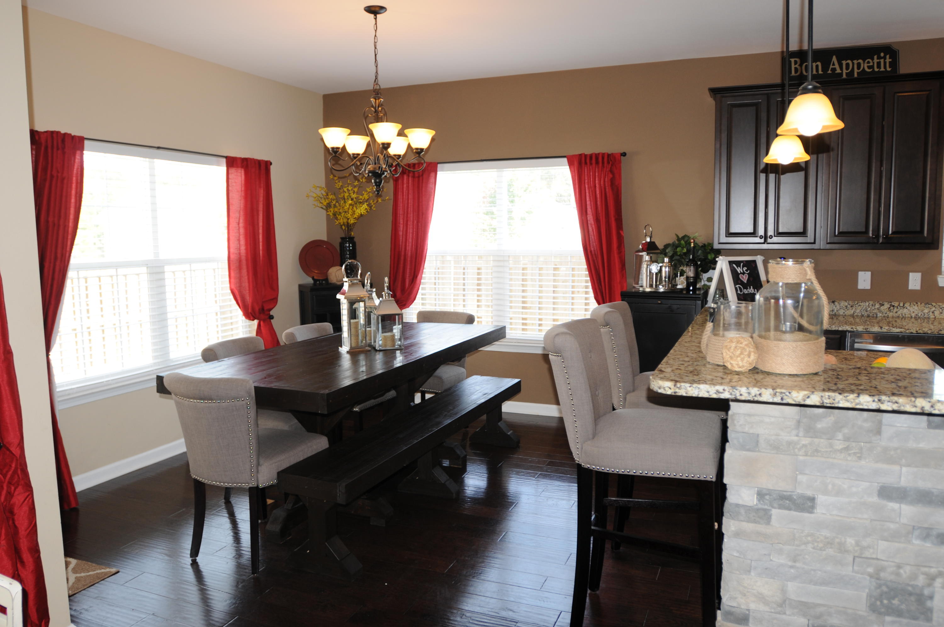REDWOOD VILLAGE - Residential Lease