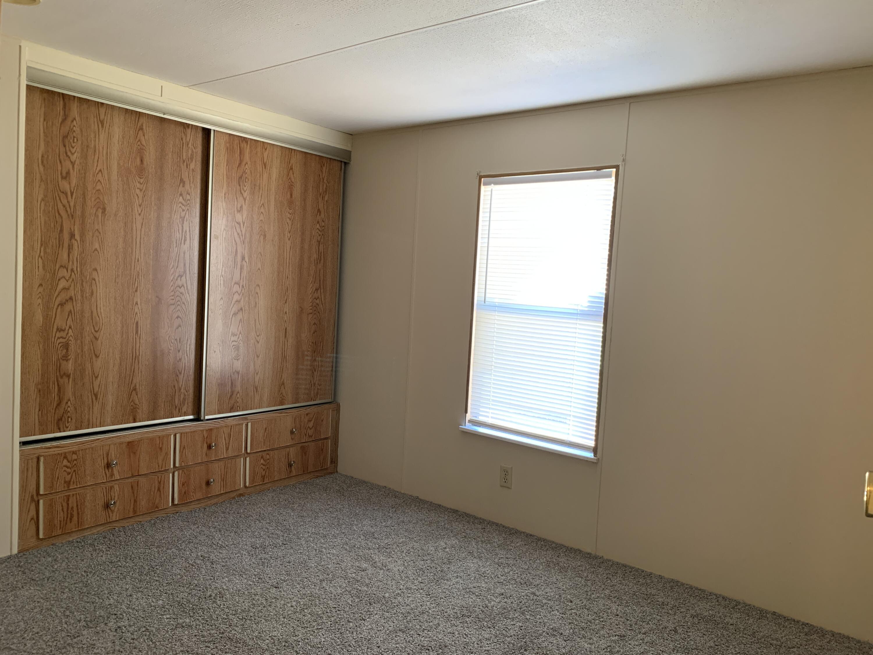 Blue Gill Loop - Residential Lease