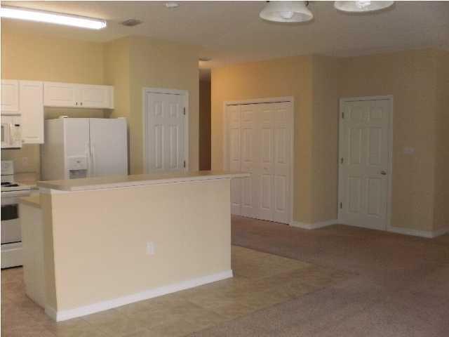 EAGLES NEST - Residential Lease