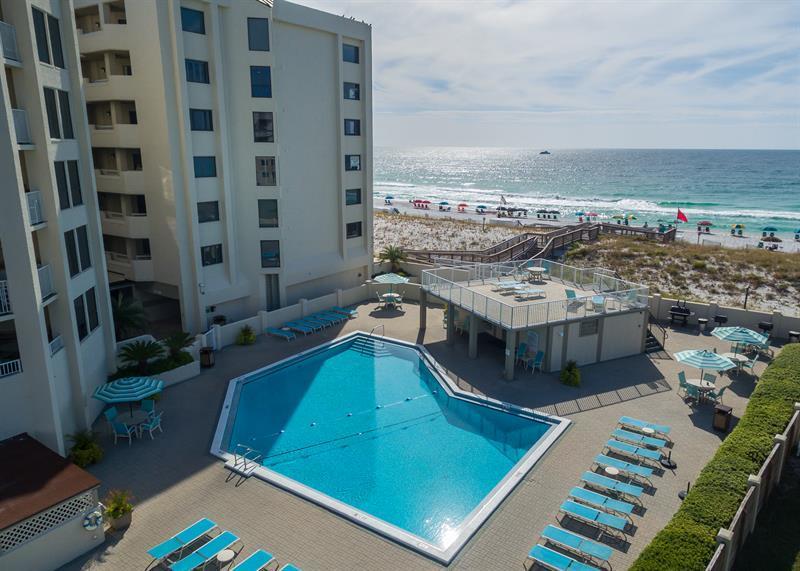 INLET REEF CLUB CONDO - Residential