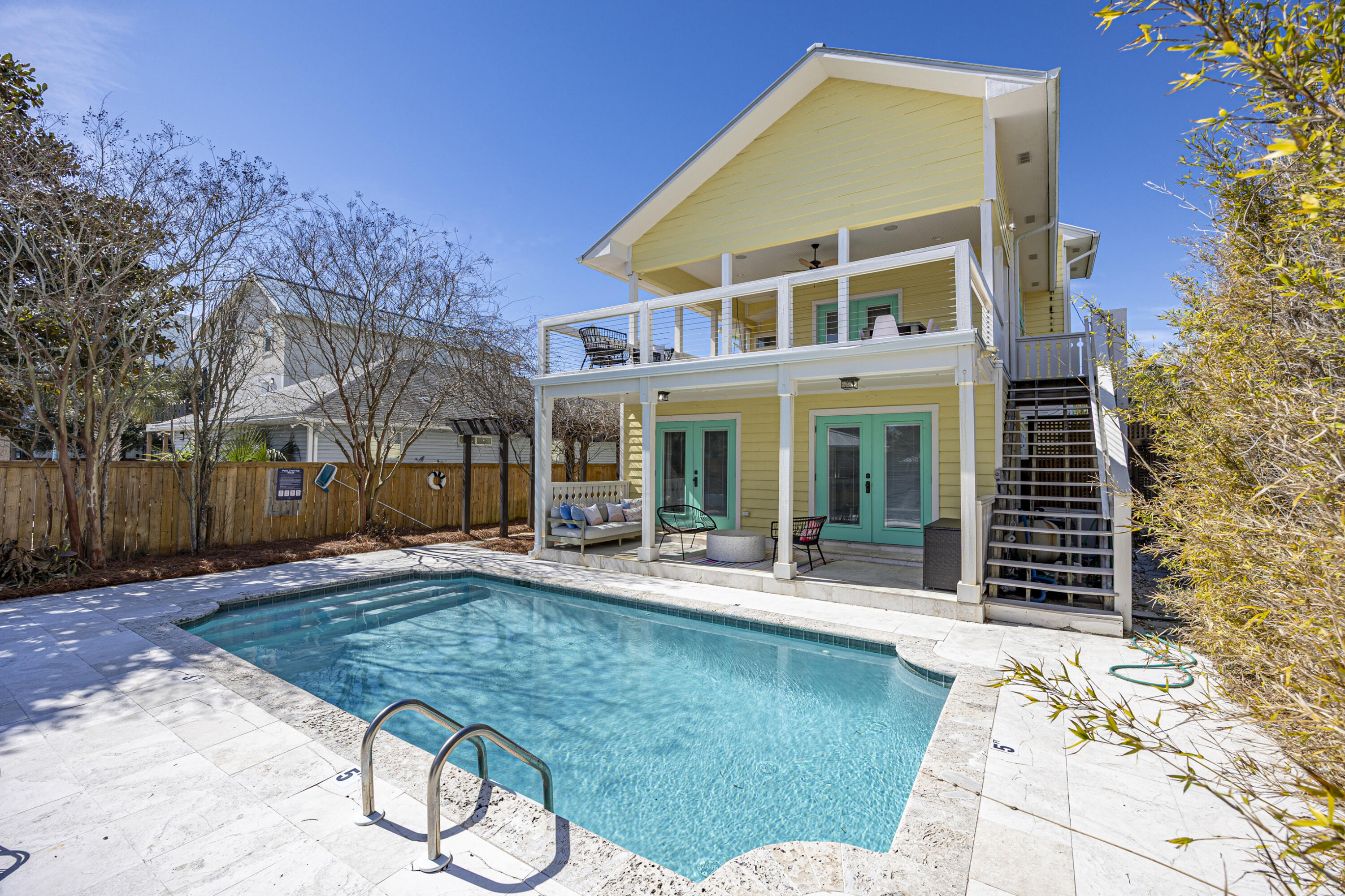 CRYSTAL BEACH - Residential