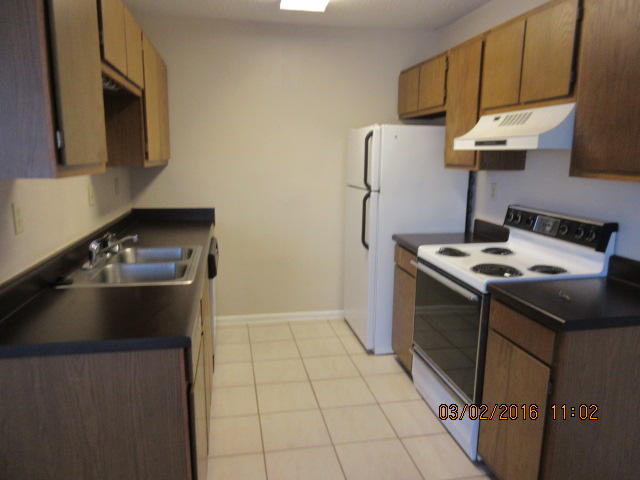 SURFSONG CONDO OF DESTIN - Residential Lease