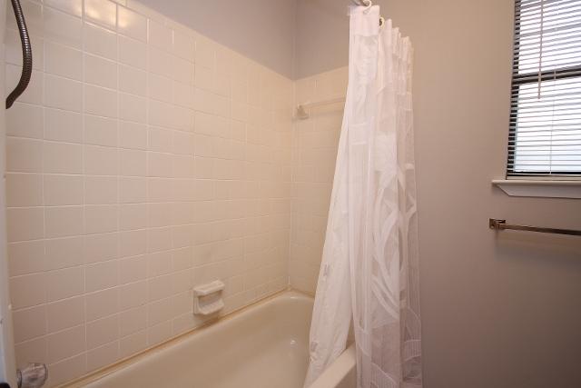CARIBBEAN VILLAGE EAST 3 - Residential Lease