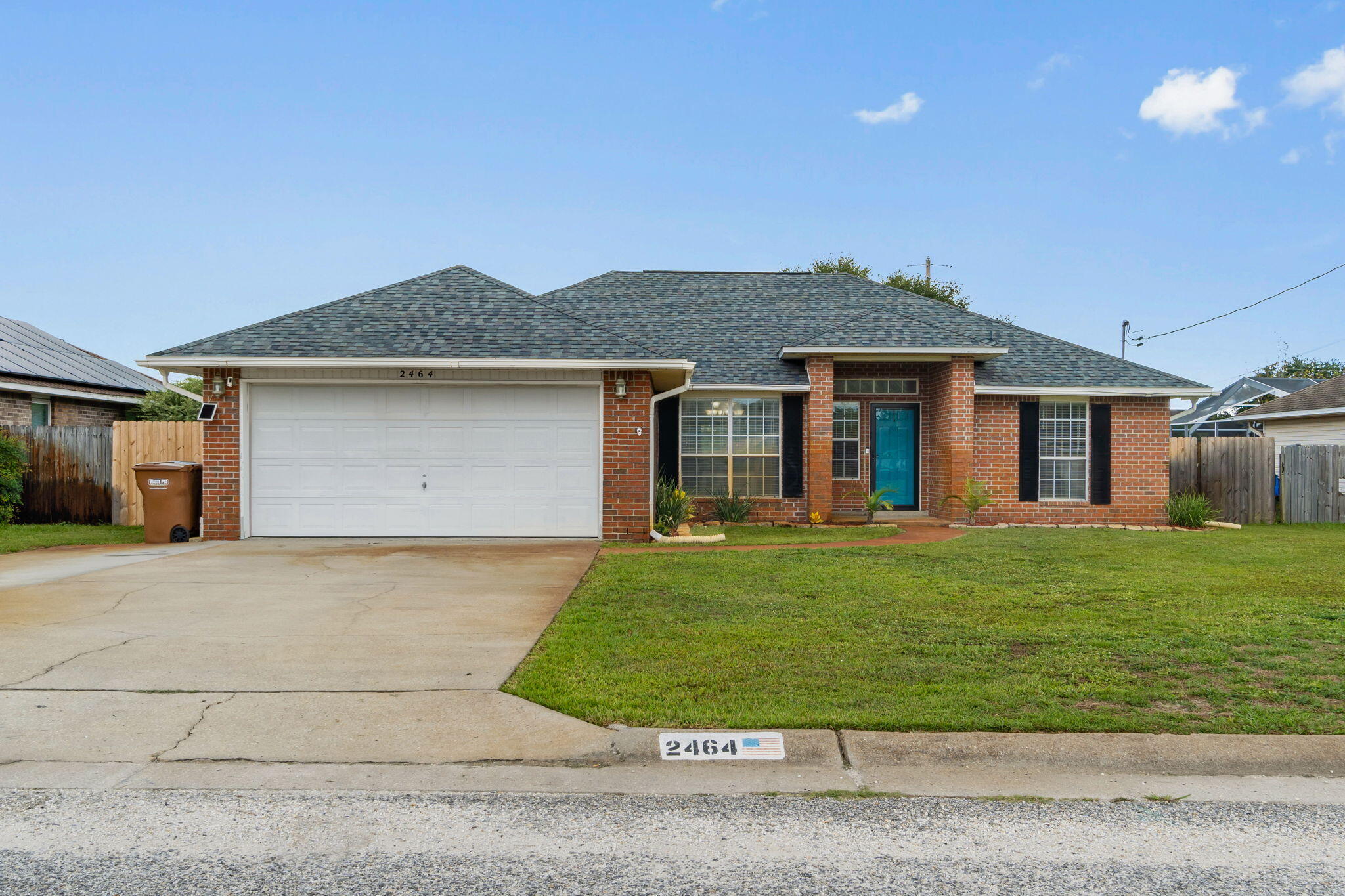 ROSS CROSSING - Residential