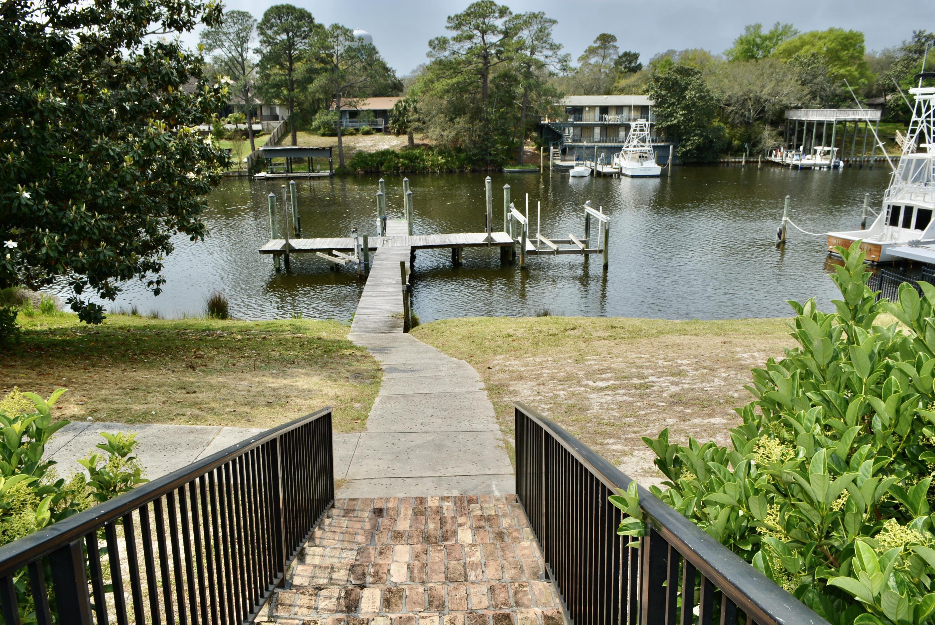 JOES BAYOU 1ST ADDN - Residential