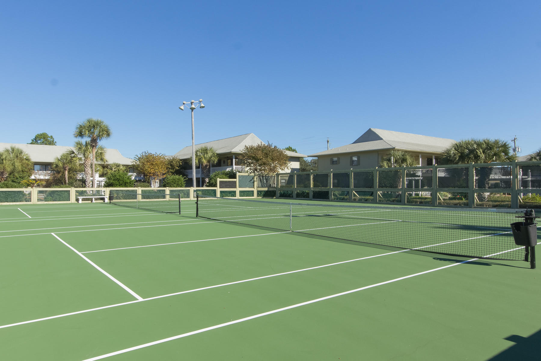 BEACHWOOD VILLAS CONDO - Residential