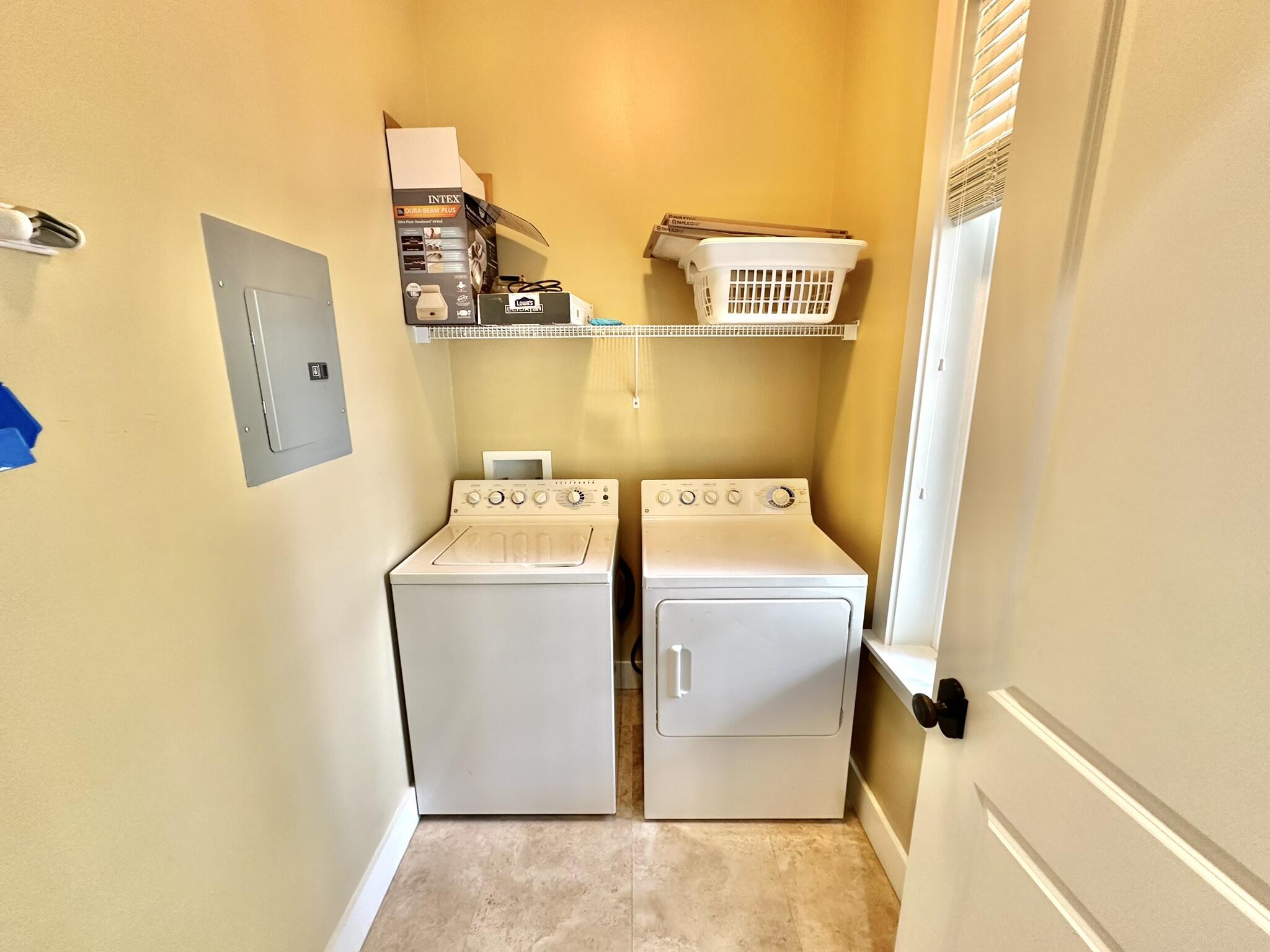 BUNGALOS AT SANDESTIN - Residential