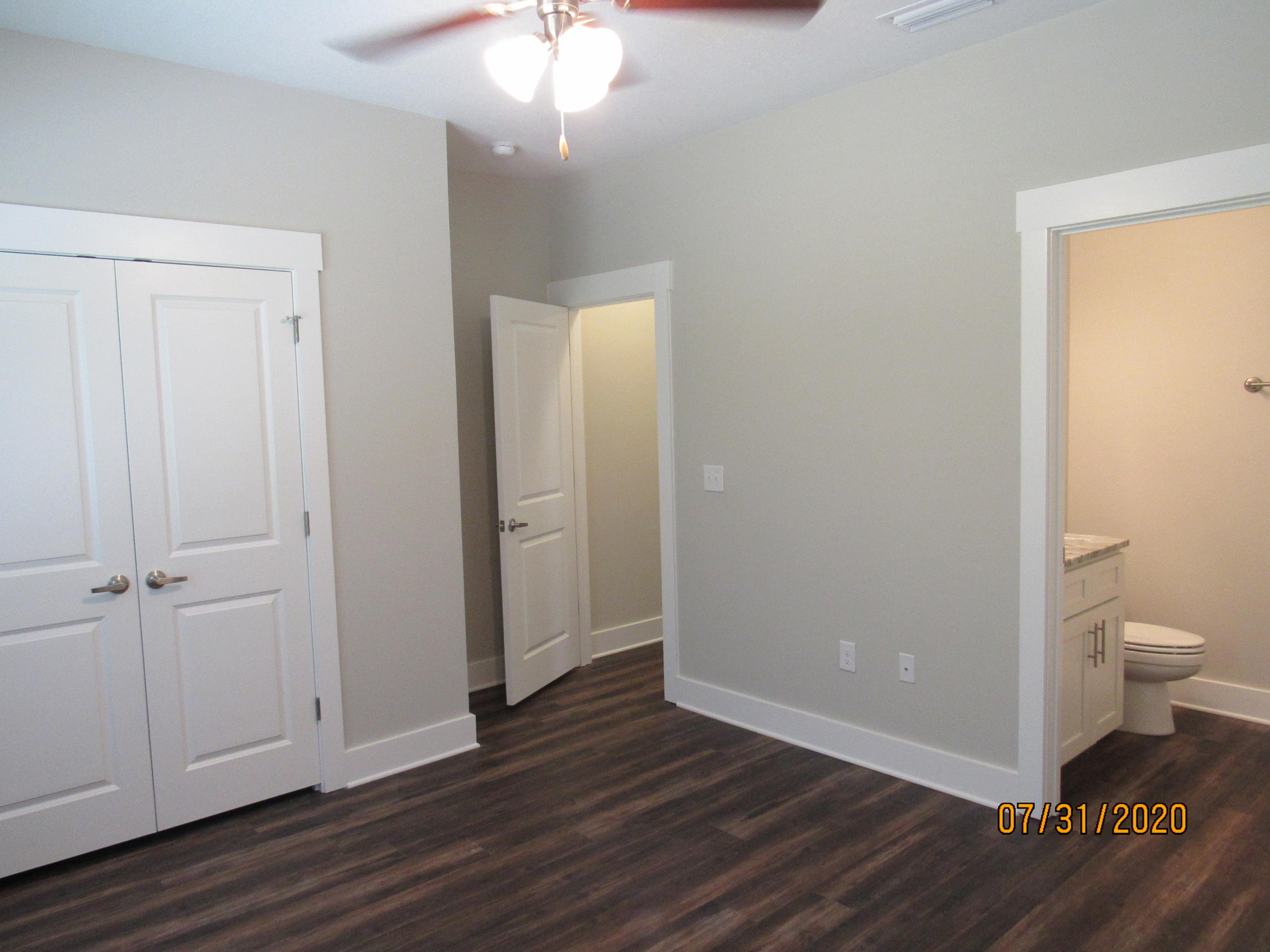 VERANDAS AT FREEPORT - Residential Lease