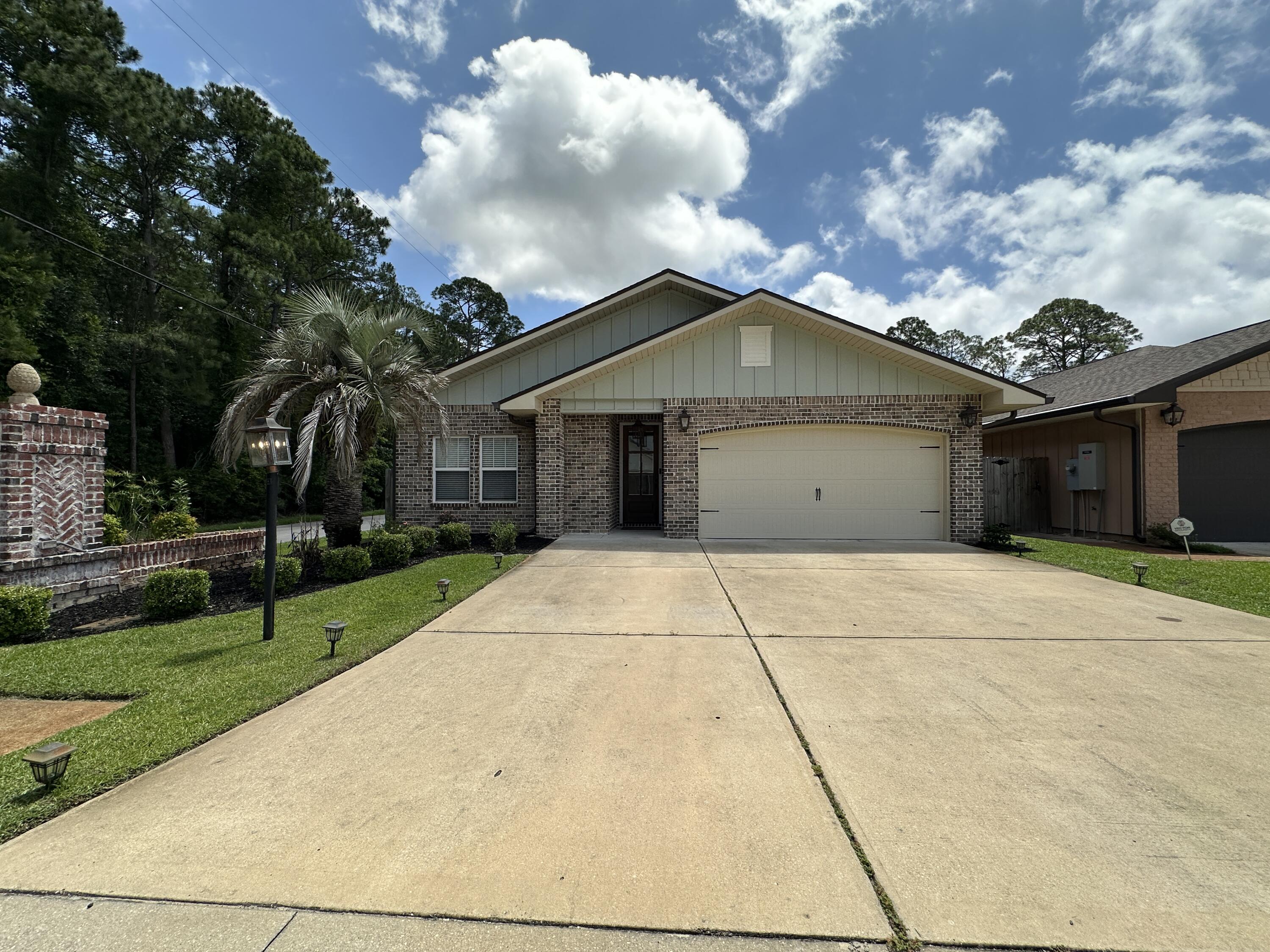 Vieux Carre' - Residential Lease