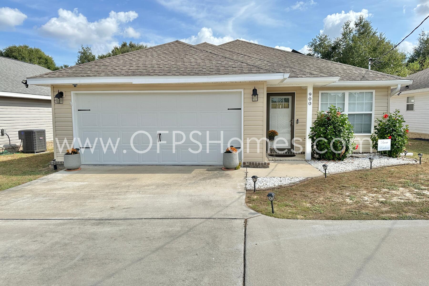 VALLEY CREEK S/D LOT 3 BLK B - Residential Lease
