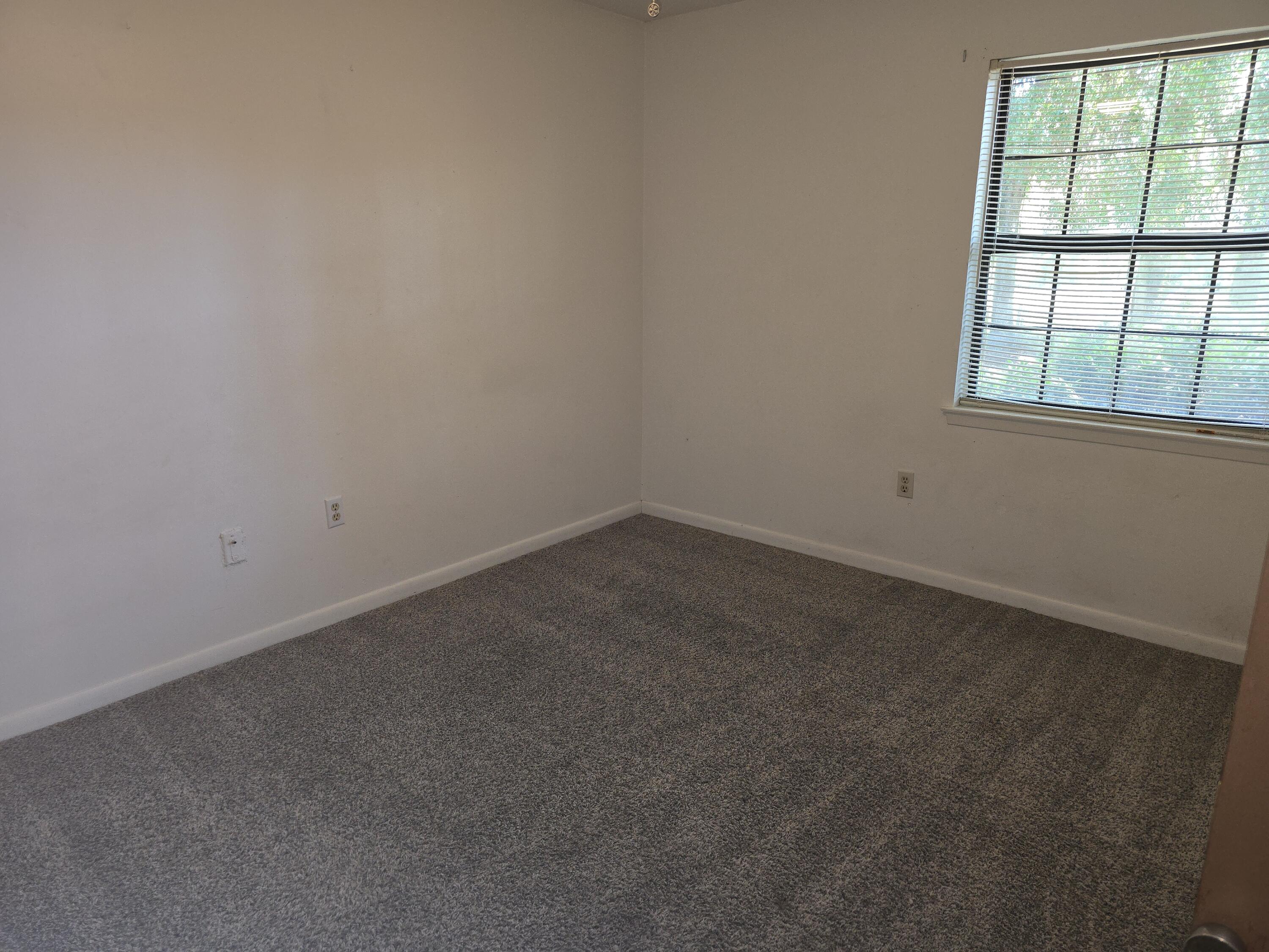 BERKSHIRE WOODS - Residential Lease