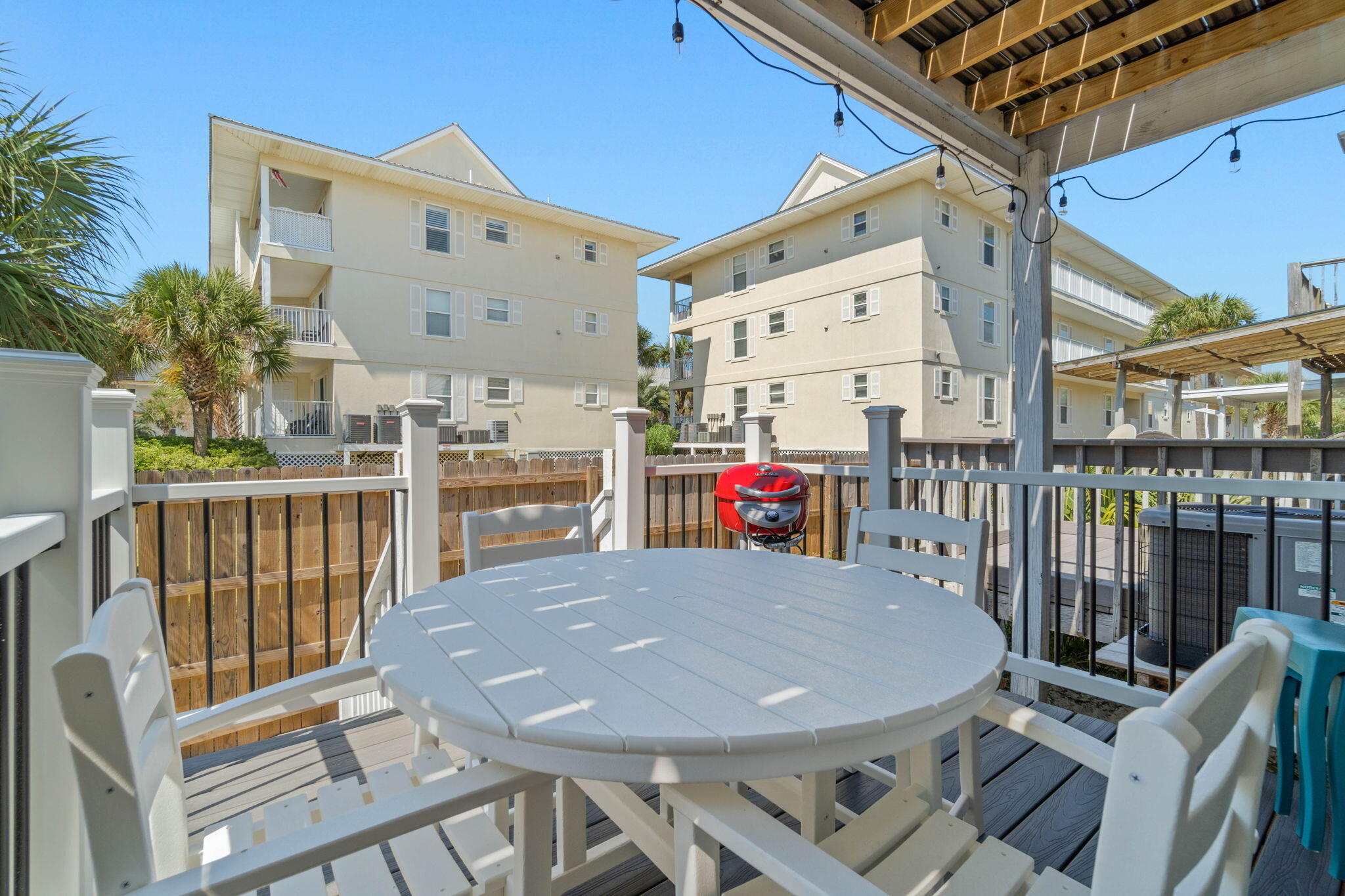 Whispering Sands Townhomes - Residential