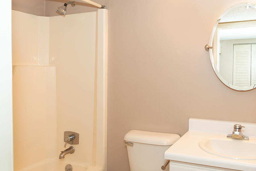 FINISTERRA CONDO - Residential Lease