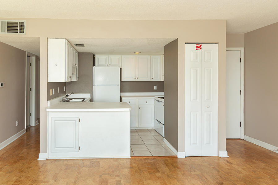 FINISTERRA CONDO - Residential Lease