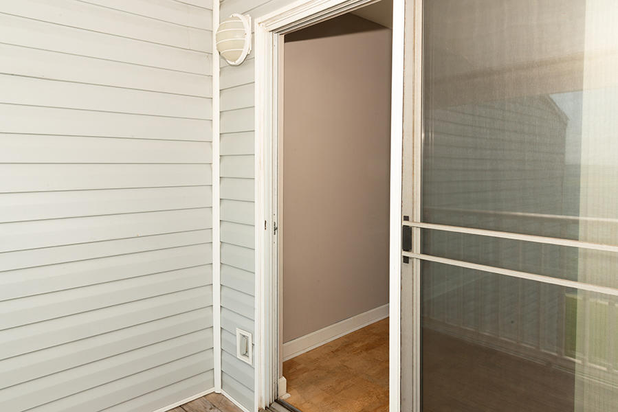 FINISTERRA CONDO - Residential Lease