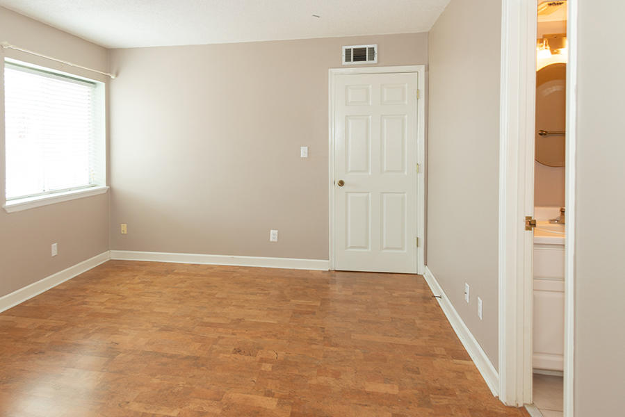 FINISTERRA CONDO - Residential Lease