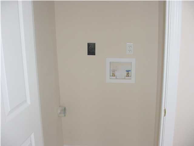 ROLLING PINES - Residential Lease